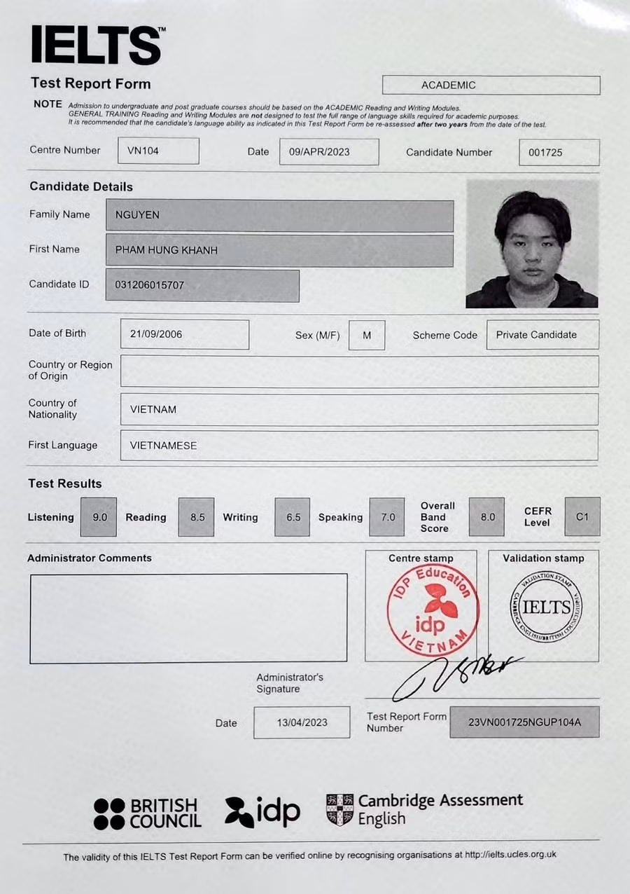 IELTS 8.0 nhưng Hùng Khánh chưa thực sự hài lòng.
