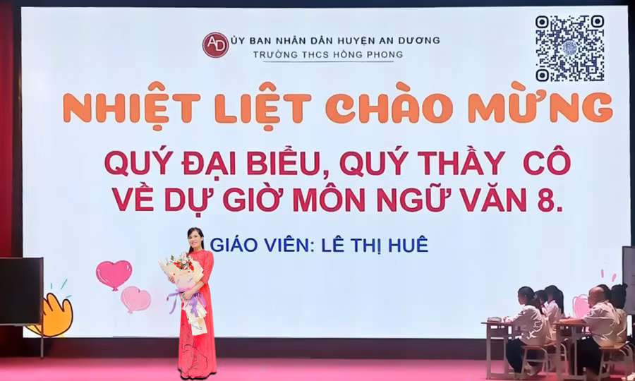 Cô giáo Lê Thị Huê. Cô giáo Lê Thị Huê.