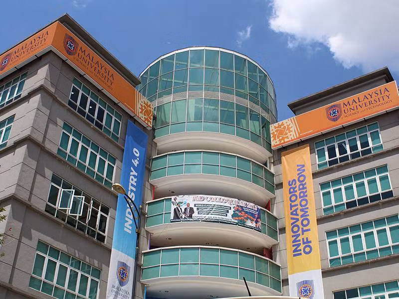 Trường Đại học Khoa học và Công nghệ Malaysia (MUST).
