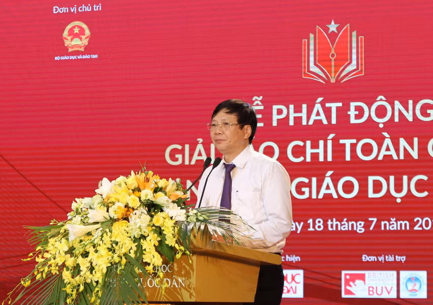 Ông Hồ Quang Lợi, Phó Chủ tịch thường trực Hội Nhà báo Việt Nam, Phó Trưởng Ban Chỉ đạo: Hoạt động báo chí nói chung, hoạt động báo chí với sự nghiệp giáo dục nói riêng đều cần hướng tới niềm tin, chính nghĩa, lẽ phải và điều tốt đẹp trong xã hội.