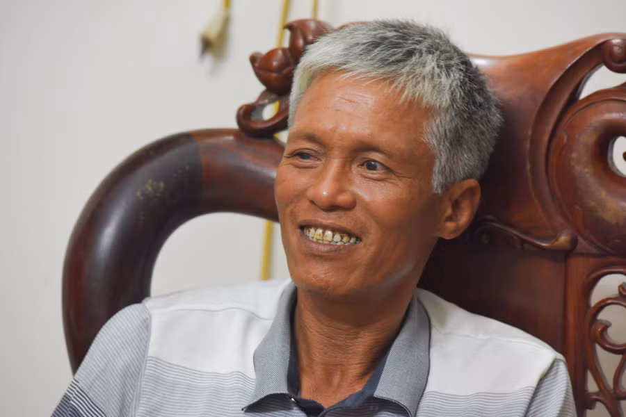 ...bố...