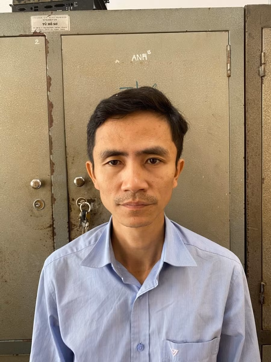 Đối tượng Trần Thế Anh (SN 1985, trú Phổ Vân, Đức Phổ, Quảng Ngãi) khai nhận đã thực hiện các vụ trộm cắp máy tính xách tay tại một số trường ĐH ở Đà Nẵng