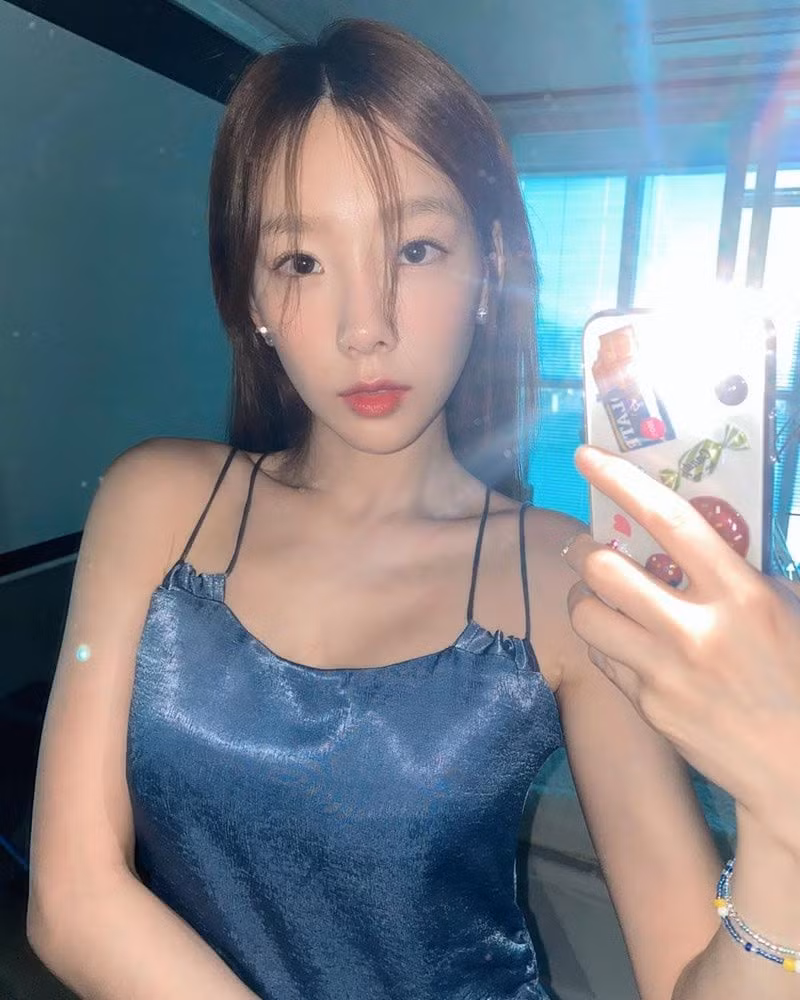 Những ngôi sao K-Pop sở hữu "bờ vai 90 độ" mặc gì cũng đẹp ảnh 7