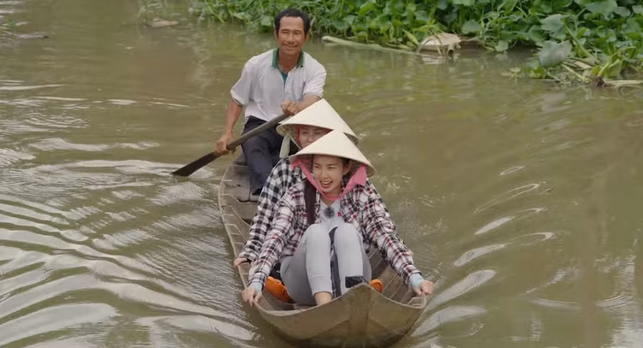 Thùy Tiên, MisThy và Đức Phúc kết hợp cực duyên dáng trong Nong-dân.
