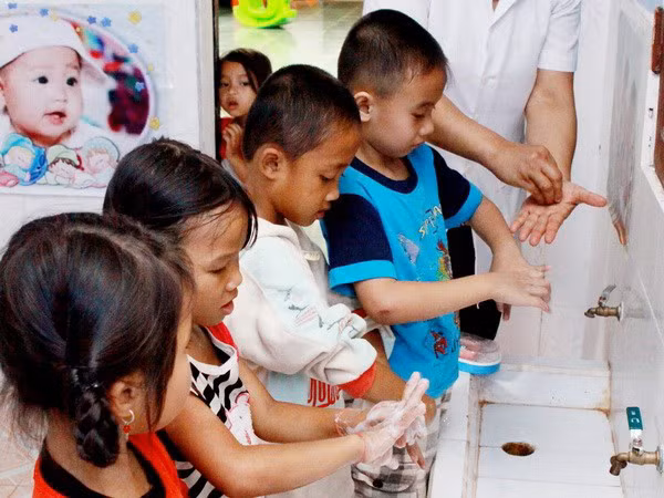 Phòng, chống dịch cúm A (H7N9) trong trường học