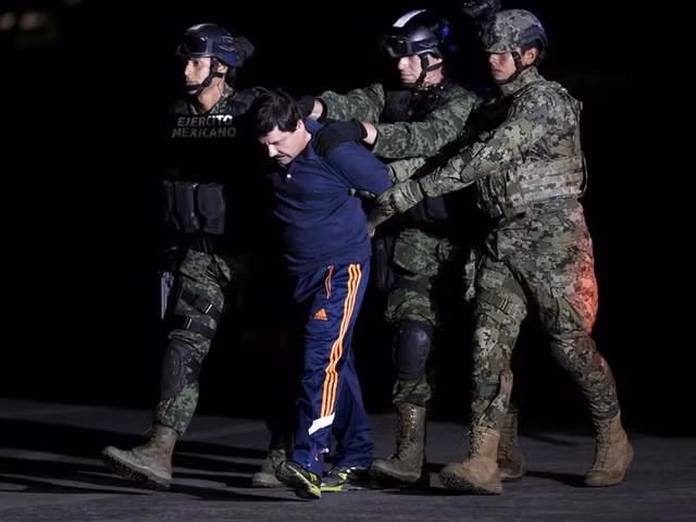 Khám phá "địa ngục" đang giam trùm ma túy Mexico - 1