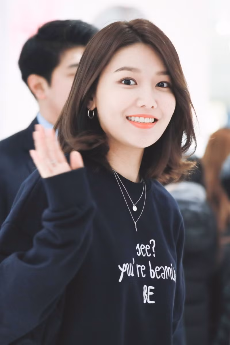 6 nữ thần tượng K-pop sinh ra đã ngậm “thìa vàng" ảnh 4