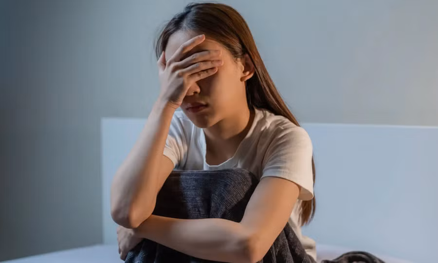 Với thanh thiếu niên từ 12 - 18 tuổi, một số triệu chứng PTSD có thể tương tự ở người lớn. Ảnh minh họa.