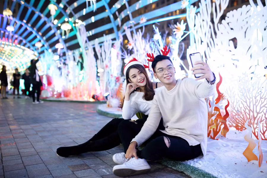 Vincom rực rỡ đón mùa Giáng sinh nhiệm màu 2017 ảnh 3