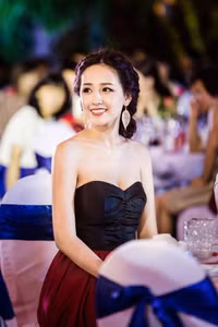 Mai Phương Thúy buông lơi vòng một gợi cảm ảnh 11