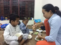 Đảm bảo cơm no, chăn ấm cho người dân tránh bão ảnh 8 Đảm bảo cơm no, chăn ấm cho người dân tránh bão ảnh 8