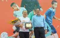 HLV Park Hang Seo “truyền lửa” bóng đá cho trẻ em An Giang ảnh 4 HLV Park Hang Seo “truyền lửa” bóng đá cho trẻ em An Giang ảnh 4