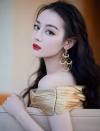 Ngỡ ngàng nhan sắc nữ diễn viên hơn 80 triệu người hâm mộ