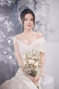 Loạt ảnh cưới nhận ‘mưa’ lời khen của Quang Hải và Chu Thanh Huyền