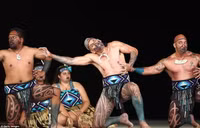 Lễ hội hài hước, vui nhộn của người Maori ảnh 3