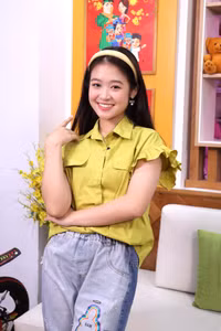 Sao nhí được ví như 'Hoa hậu tương lai' khủng hoảng sau ồn ào với YouTuber
