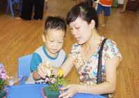 Hãy nắm tay mẹ chặt hơn ngày thường ảnh 6