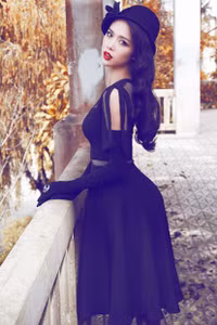 Top 5 Hoa hậu Việt Nam 2012 ngọt ngào với váy trễ vai ảnh 4