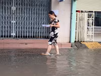 Cần Thơ: Đường ngập nước vì mưa lớn, triều cường ảnh 13