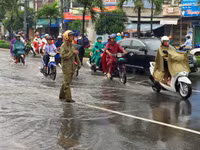 Cần Thơ: Đường ngập nước vì mưa lớn, triều cường ảnh 4