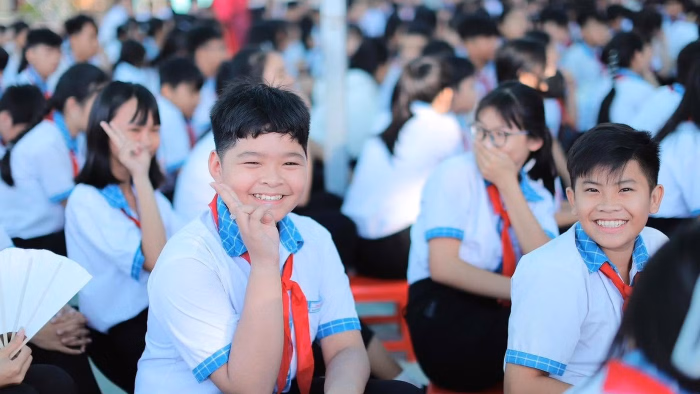 Học sinh Trường THCS Trung Hiếu (Vĩnh Long). Ảnh: NTCC