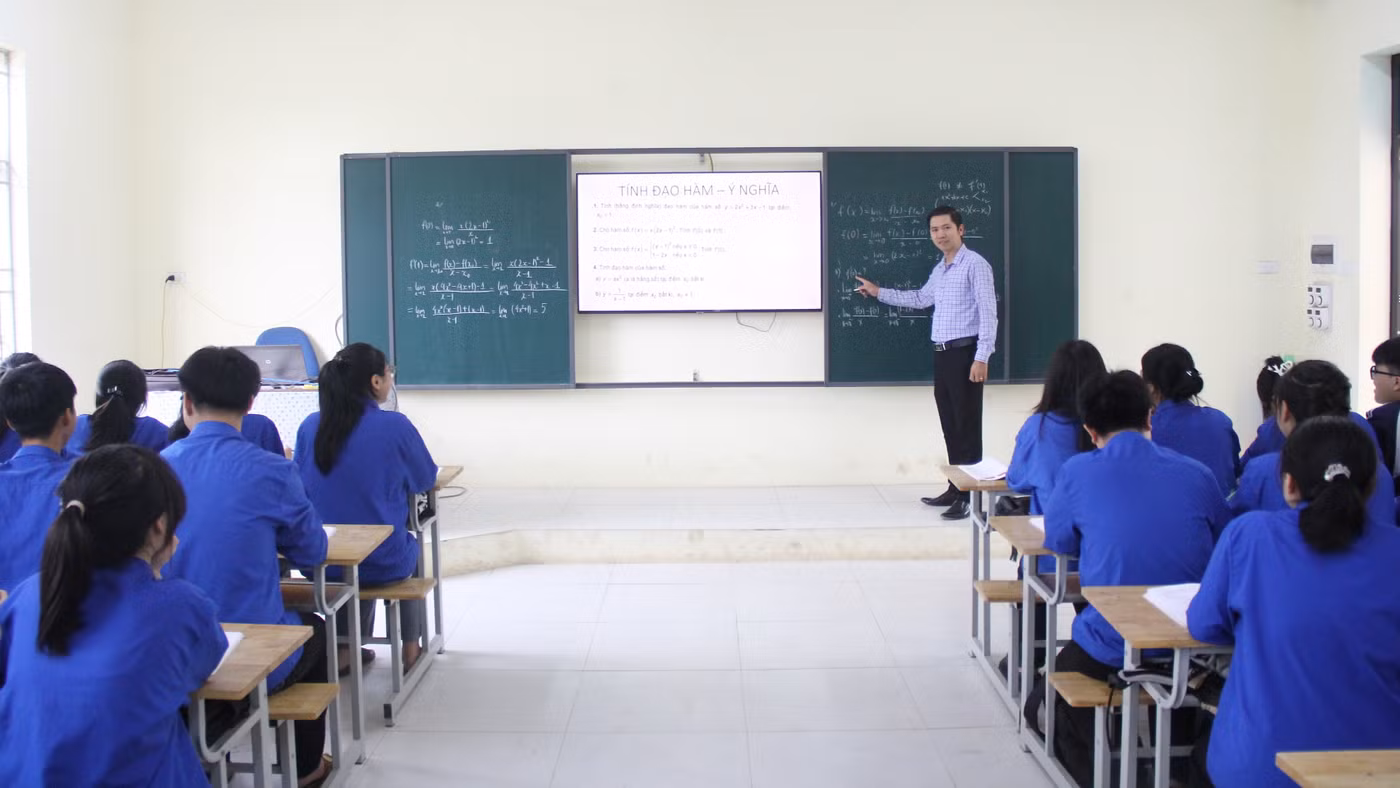 Một lớp học của Trường THPT Đức Hợp (Hưng Yên). Ảnh: TG
