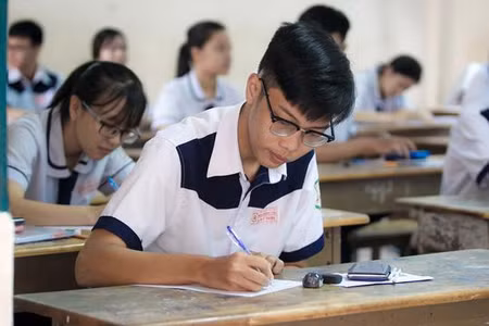 Đánh giá toàn diện phương án sắp xếp, tổ chức cơ sở giáo dục 