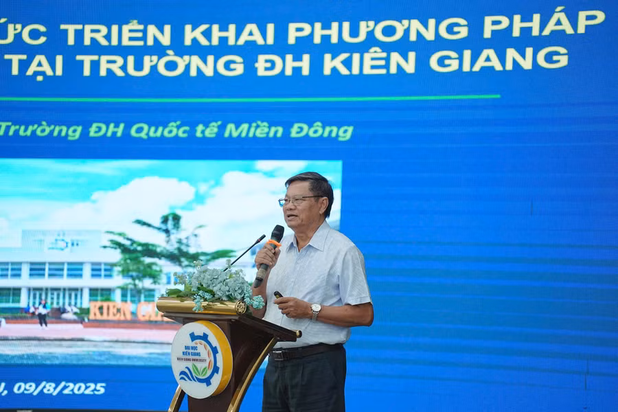 truong-dhkg-hoi-thao-3.jpg