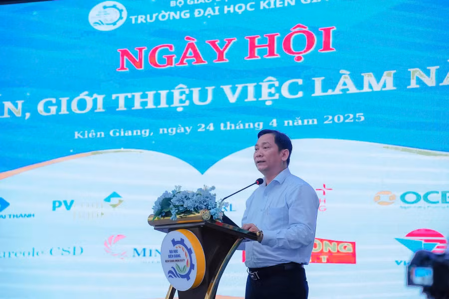 dhkg-ngay-hoi-2.jpg