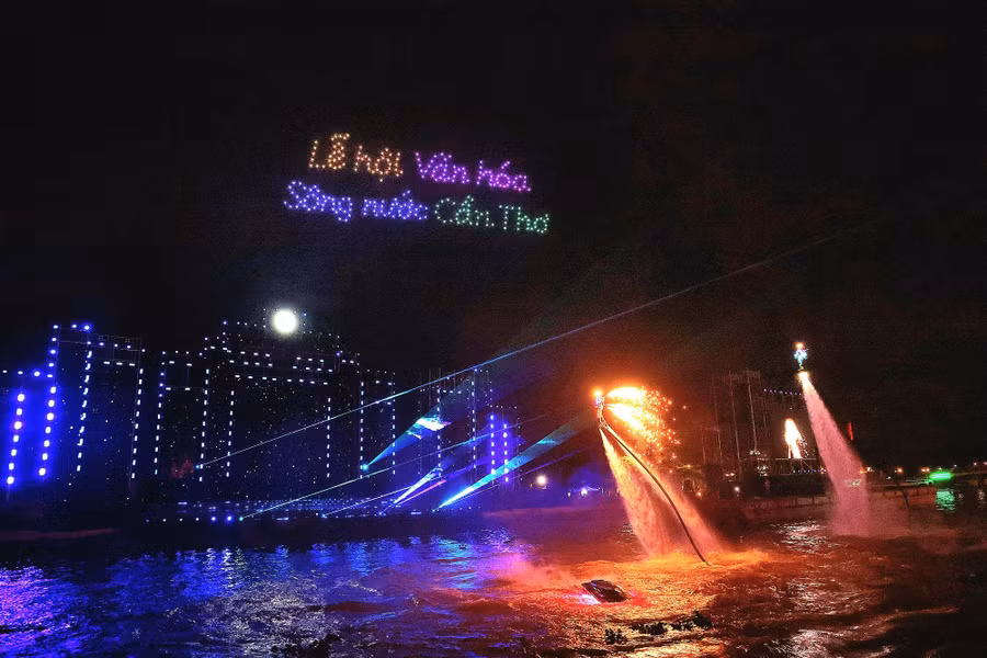 le-hoi-song-nuoc-can-tho-3.jpg