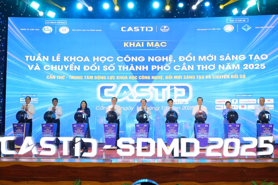 can-tho-tuan-le-khcn-6.jpg