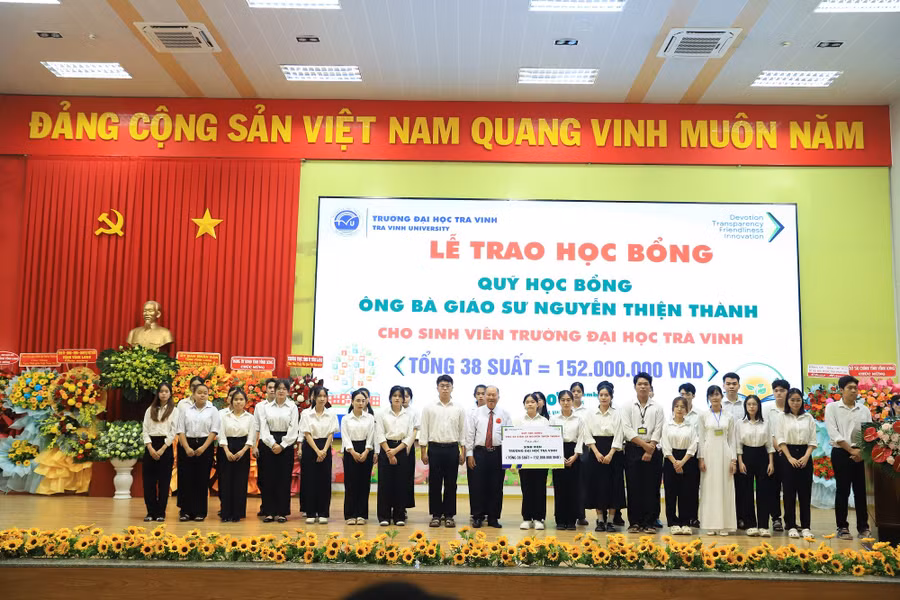 dhtv-ngay-nha-giao-7.jpg