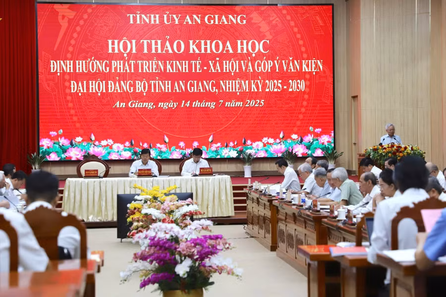 hoi-thao-0.jpg