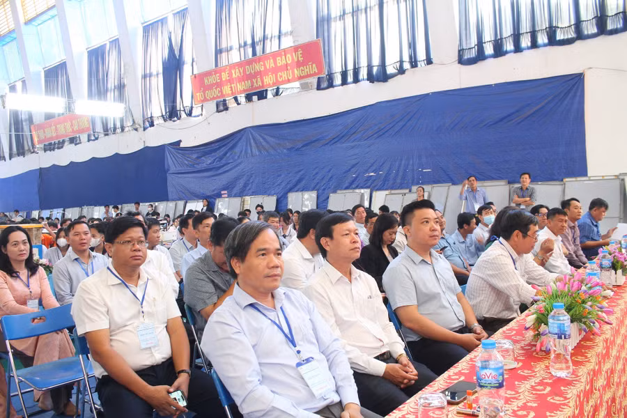can-tho-hoi-thi-khkt-2.jpg