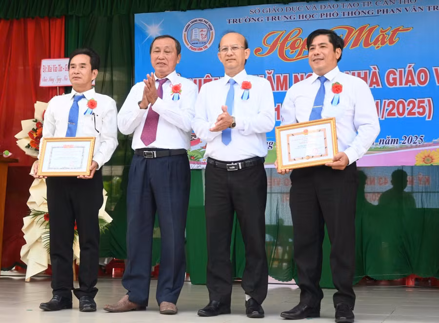 ap-ap-ngay-nha-giao-5-4612.jpg