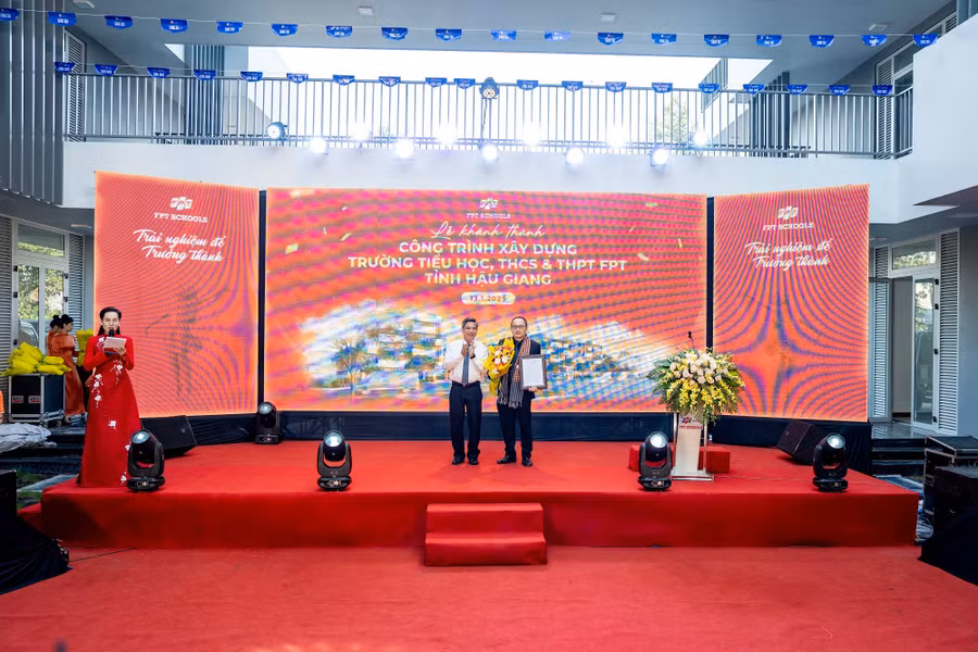 khanh-thanh-truong-ft-hau-giang-2.jpg