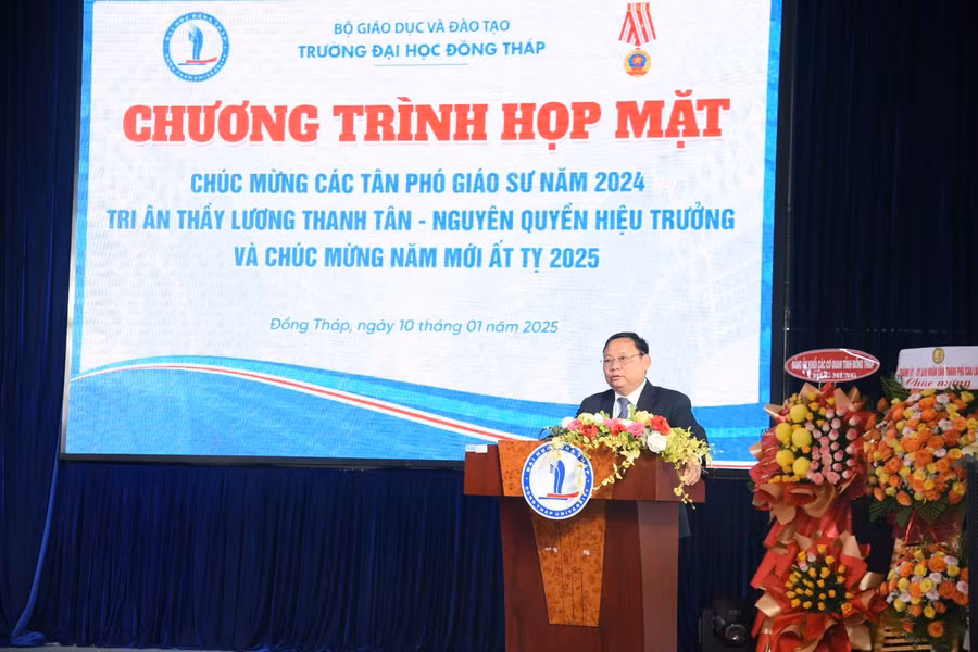 dhdt-pho-giao-su-2.jpg