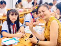 Phụ huynh cần phát huy vai trò kết nối, đồng hành cùng nhà trường trong hoạt động giáo dục. Ảnh: Moet.
