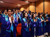 Tân cử nhân tại lễ vinh danh tân khoa 2026 của Trường Đại học Luật TPHCM, tháng 8/2026. Ảnh: ULAW.