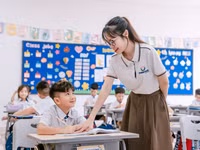 Bộ yêu cầu địa phương tiếp tục rà soát, cập nhật, báo cáo trước 16 giờ 15/9/2026 để xử lý ngay trường hợp thiếu SGK.