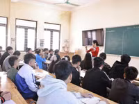 Giờ học tại Trường Trung cấp nghề miền núi Thanh Hóa.