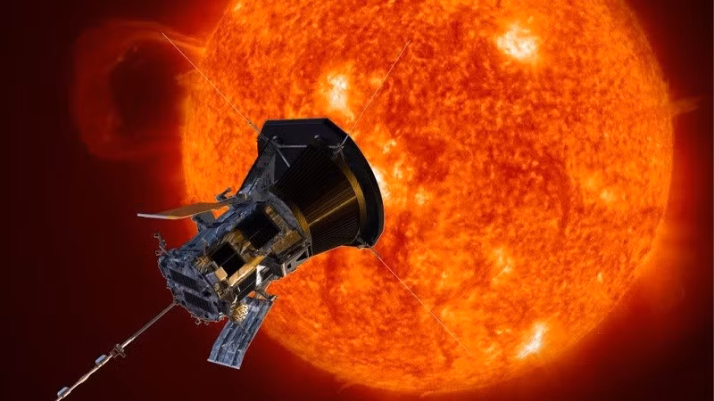 Tiến sĩ Nicola Fox, người đứng đầu khoa học tại NASA cho biết: "Trong nhiều thế kỷ, con người đã nghiên cứu Mặt trời, nhưng bạn không thể trải nghiệm bầu khí quyển của một nơi cho đến khi bạn thực sự đến thăm nơi đó”. nasa-5.jpg