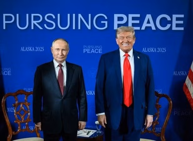 Tuy nhiên, ông chủ Điện Kremlin lưu ý rằng, tiến trình này không chỉ phụ thuộc vào Moscow. putin-6.jpg