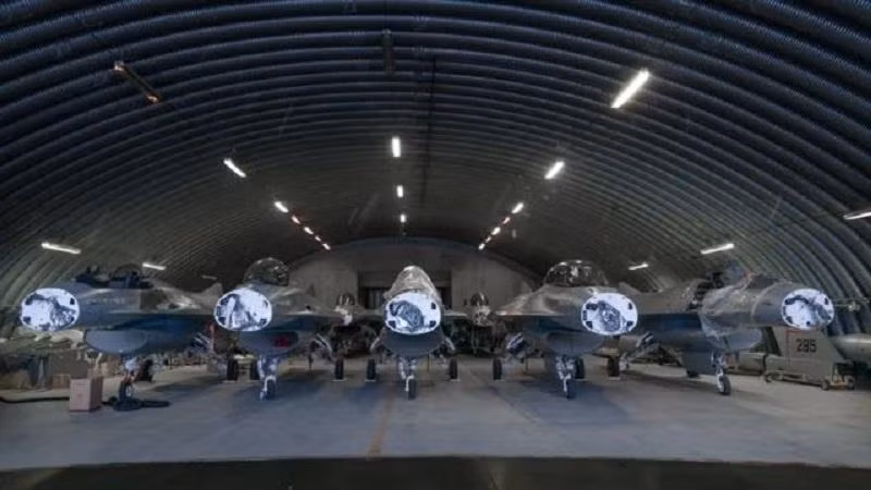 F16-3.jpg
