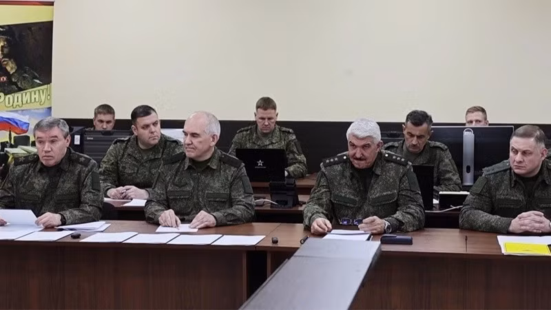 “Quân nhân Nga đã kiểm soát thành phố Kupyansk ở Kharkiv, nơi diễn ra các cuộc giao tranh ác liệt kể từ mùa hè năm 2023”, Tổng Tham mưu trưởng quân đội Nga, Valery Gerasimov, nói trong buổi họp hôm 20/11. nga-2.jpg