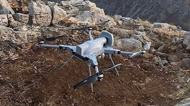 Những UAV này được huấn luyện để nhận dạng các mục tiêu cụ thể. Ví dụ, UAV có thể xác định một chiếc xe tăng, nhận dạng nó và bay thẳng đến mục tiêu đó”, nguồn tin chia sẻ với TASS. UAV 3.jpg