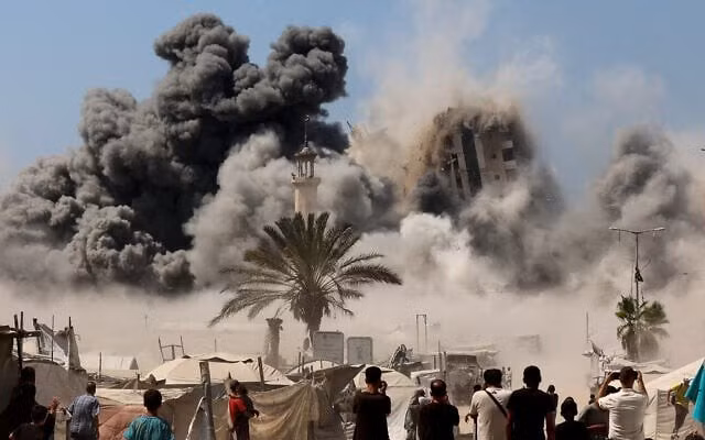 Theo Các Cơ quan Y tế Gaza, ít nhất 60 người Palestine đã thiệt mạng trong cuộc tấn công mới nhất của Israel vào Thành phố Gaza hôm 20/9. idf-5.jpg
