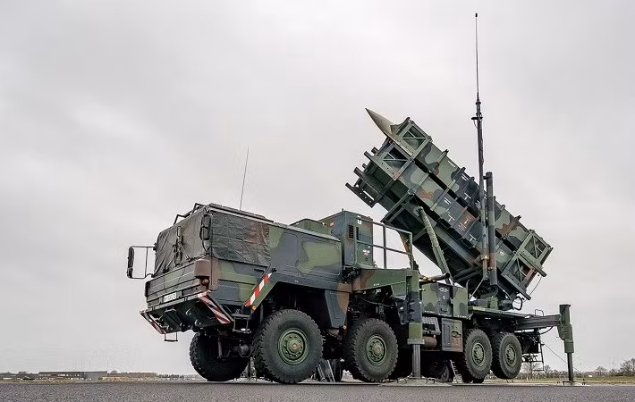 Những chuyến bay này vận chuyển khoảng 90 tên lửa MIM-104E PAC-2, được Thủ tướng Israel Benjamin Netanyahu phê. duyệt vào tháng 9/2024, theo Axios. patriot-5.jpg