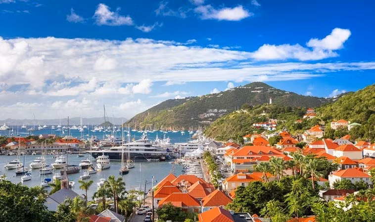 Vùng Caribe là nơi có một số cảnh quan đẹp nhất thế giới với những bãi biển tuyệt đẹp, và không có gì bí mật khi các hòn đảo của vùng này mang đến những nơi nghỉ dưỡng tuyệt vời. quoc-dao-1.jpg