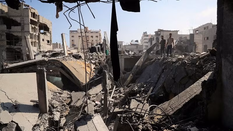 Hamas cũng khẳng định rằng, họ "sẽ được đưa vào và sẽ đóng góp với trách nhiệm đầy đủ" vào "khuôn khổ toàn diện của Palestine". hamas-14.jpg